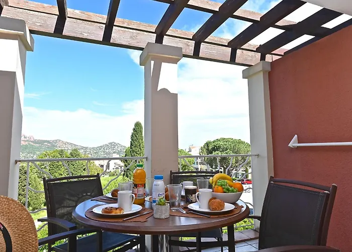 L'esquinade - G1 203 By Interhome Saint-Raphaël